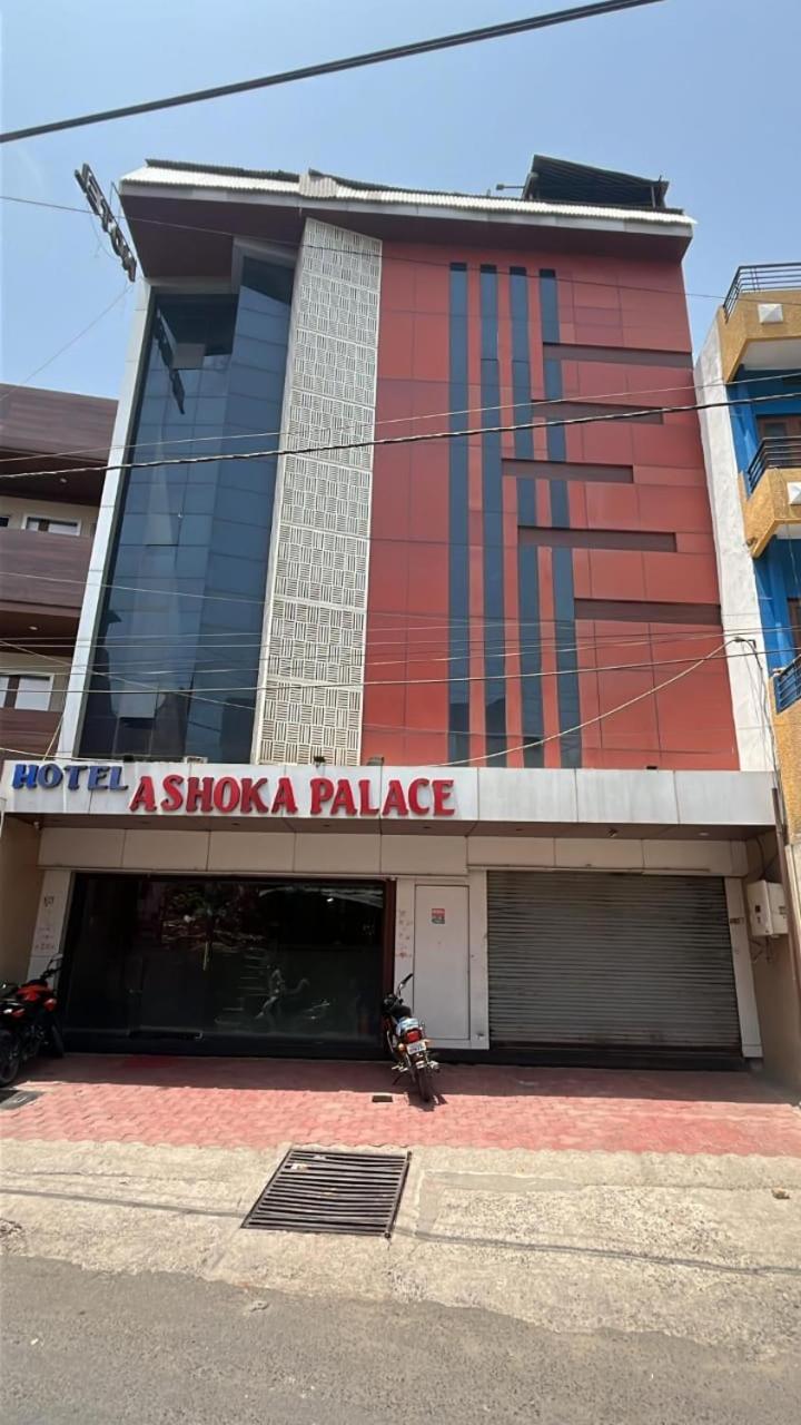 Hotel Ashoka Palace Ujjain Ngoại thất bức ảnh