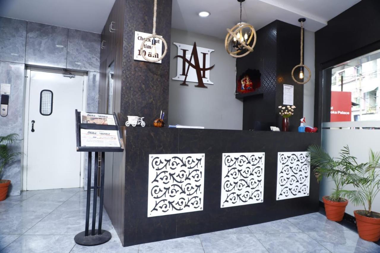 Hotel Ashoka Palace Ujjain Ngoại thất bức ảnh