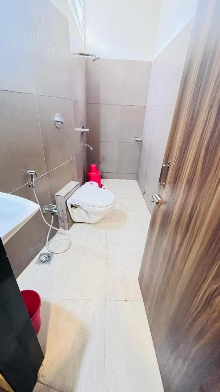 Hotel Ashoka Palace Ujjain Ngoại thất bức ảnh
