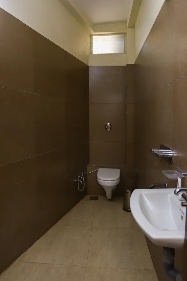 Hotel Ashoka Palace Ujjain Ngoại thất bức ảnh