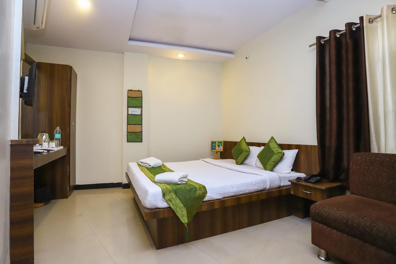 Hotel Ashoka Palace Ujjain Ngoại thất bức ảnh