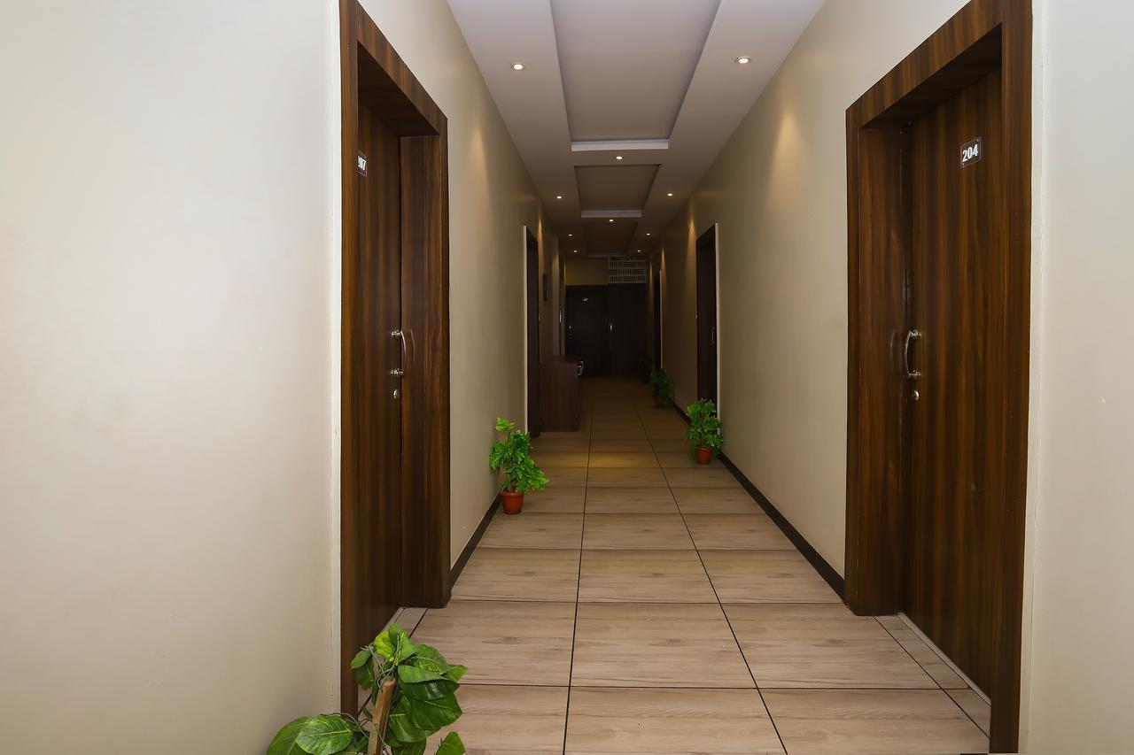Hotel Ashoka Palace Ujjain Ngoại thất bức ảnh